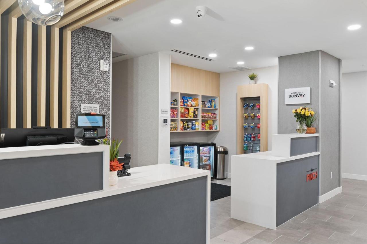 Towneplace Suites By Marriott White Hall Екстер'єр фото