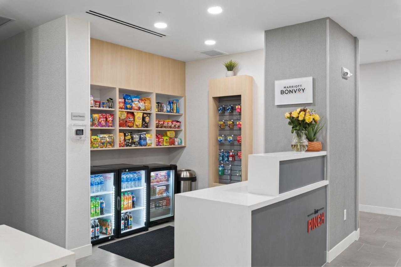 Towneplace Suites By Marriott White Hall Екстер'єр фото